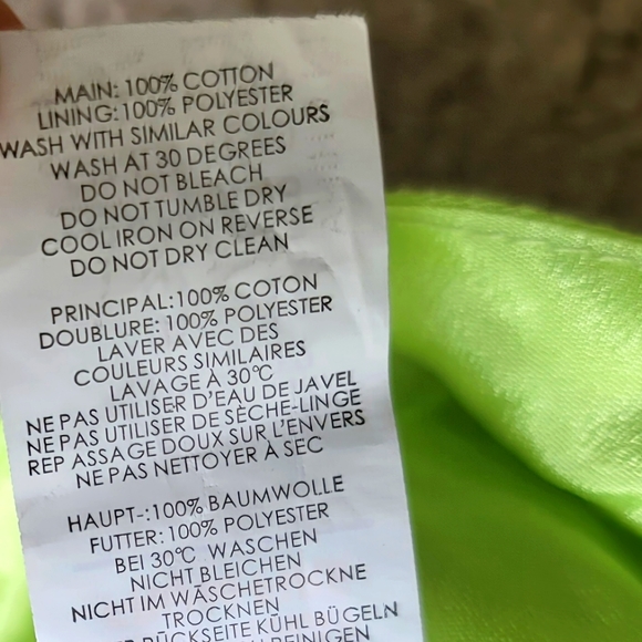 Nasty Gal Halter Cup Detail Cropped Cami Top Size 8 - Picture 9 of 9